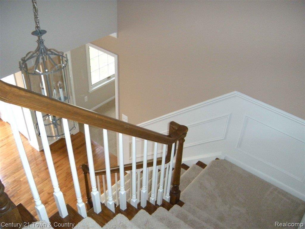 1174 East Fairview Lane Rochester, MI 48306 - Photo 16 of 21 DSCN5095a.JPG