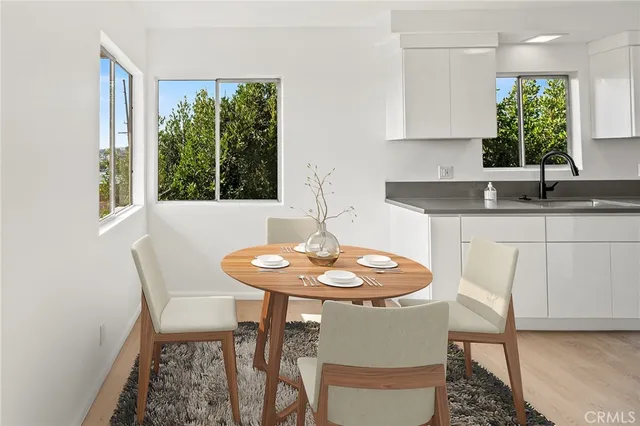 $425,000 | 420 North Market Street, Unit 32, Inglewood, CA 90302