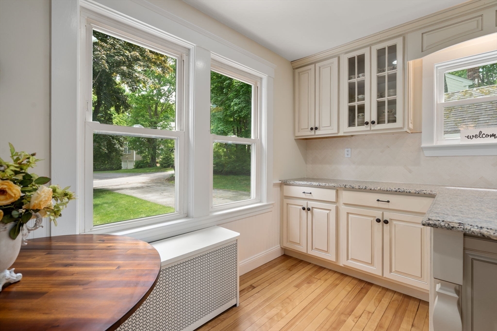 107 Winter Hill Road Holden, MA 01520 - Photo 8 of 34