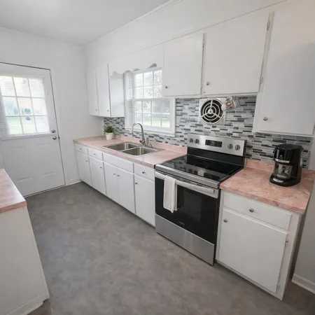 $149,900 | 1324 Springdale Drive, Orangeburg, SC 29118