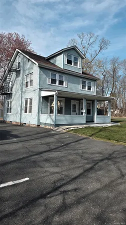 $1,700 | 76 Church Street, Nanuet, NY 10954
