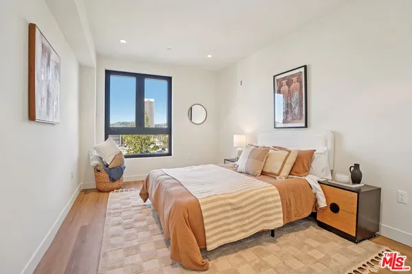 $5,417 | 1110 South Spaulding Avenue, Unit PH2, Los Angeles, CA 90019