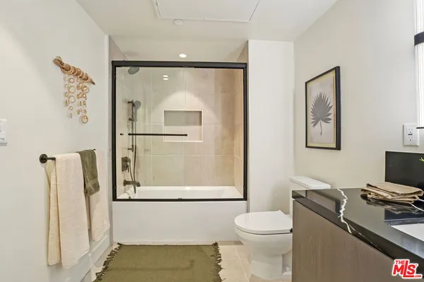 $5,417 | 1110 South Spaulding Avenue, Unit PH2, Los Angeles, CA 90019