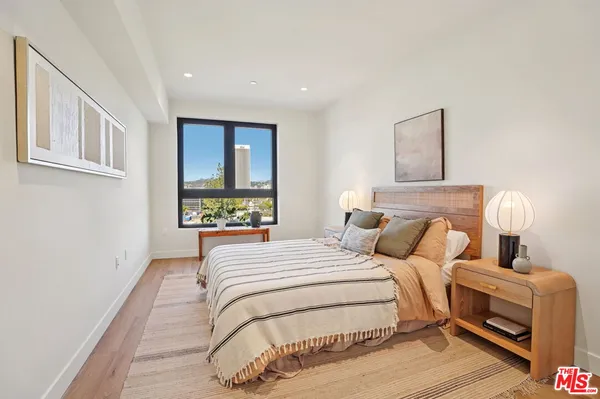 $5,417 | 1110 South Spaulding Avenue, Unit PH2, Los Angeles, CA 90019