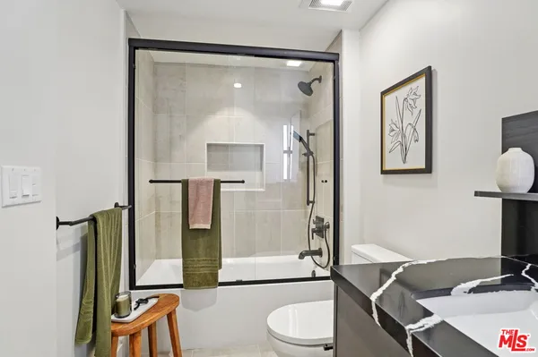 $5,417 | 1110 South Spaulding Avenue, Unit PH2, Los Angeles, CA 90019