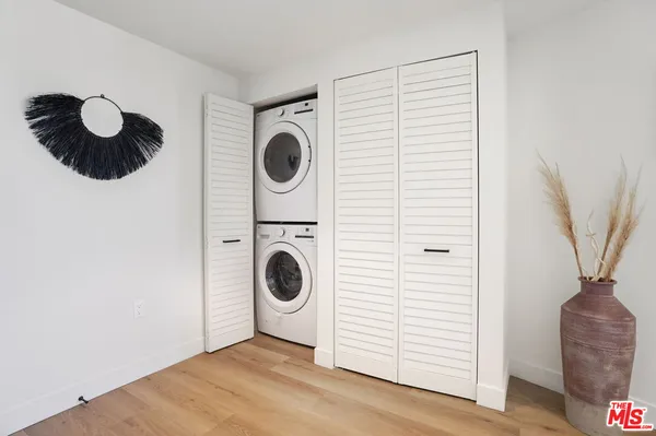 $5,417 | 1110 South Spaulding Avenue, Unit PH2, Los Angeles, CA 90019