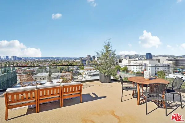 $5,417 | 1110 South Spaulding Avenue, Unit PH2, Los Angeles, CA 90019