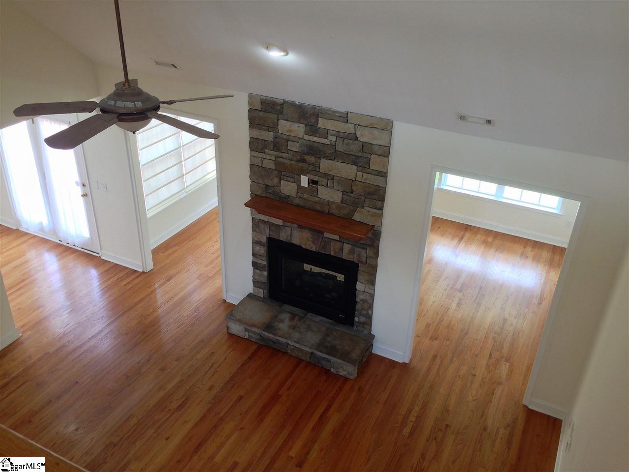 406 Gladstone Way Greer, SC 29650 - Photo 4 of 25 Gallery Image 4