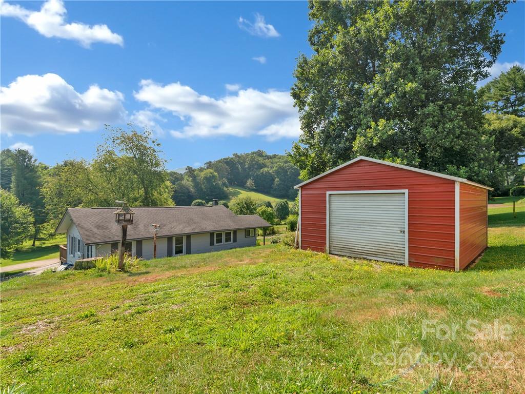 176 Kims Cove Road Canton, NC 28716 - Photo 24 of 27 Gallery Image 24