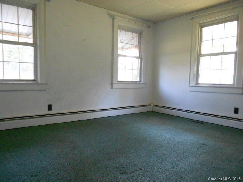 7736 Providence Church Road Hickory, NC 28602 - Photo 9 of 13