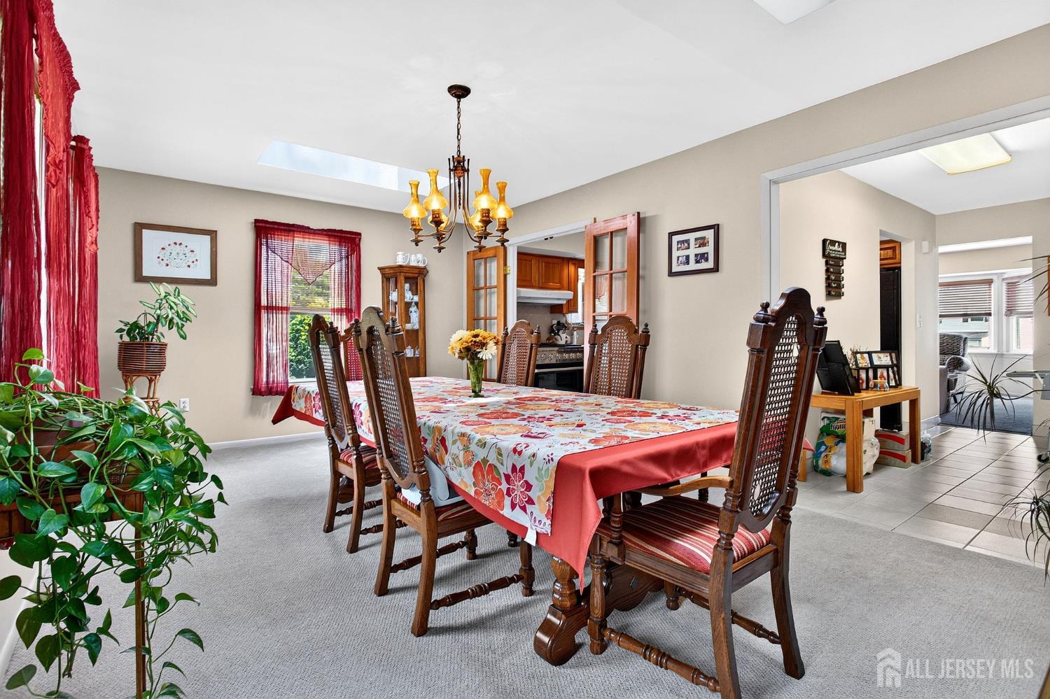 21 Sulliman Road Edison, NJ 08817 - Photo 9 of 26