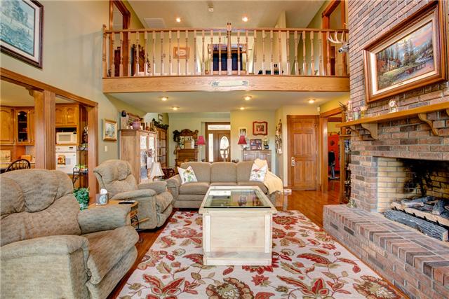 215 Carter Road Pulaski, TN 38478 - Photo 6 of 20 Reverse View of Living Room