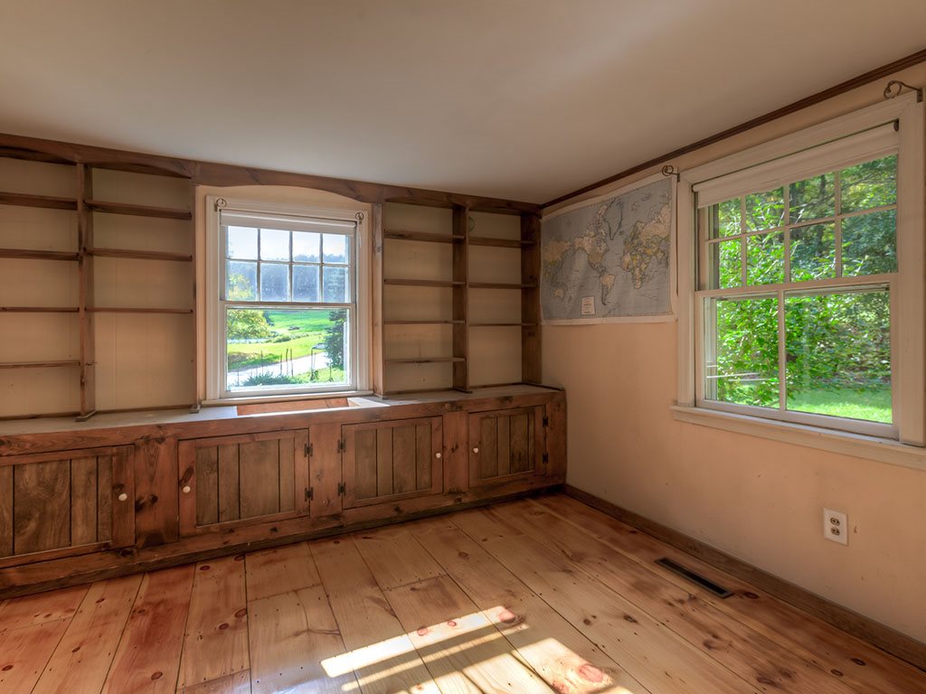 167 Perham Corner Road Lyndeborough, NH 03082 - Photo 13 of 35 Gallery Image 13
