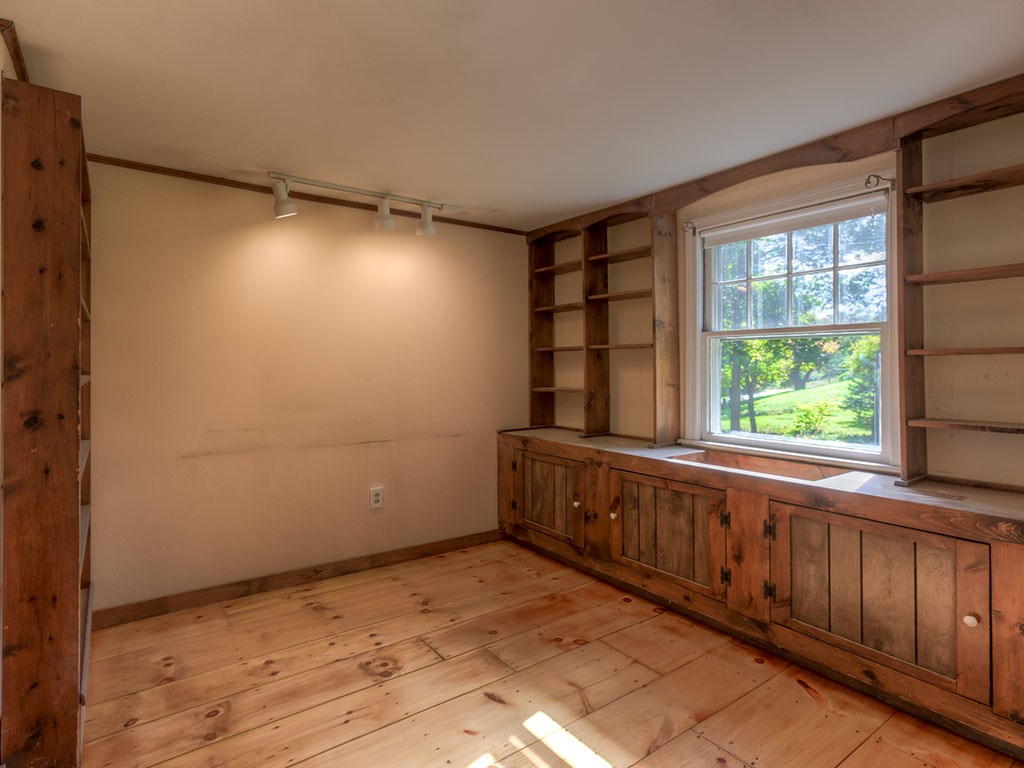167 Perham Corner Road Lyndeborough, NH 03082 - Photo 14 of 35 Gallery Image 14