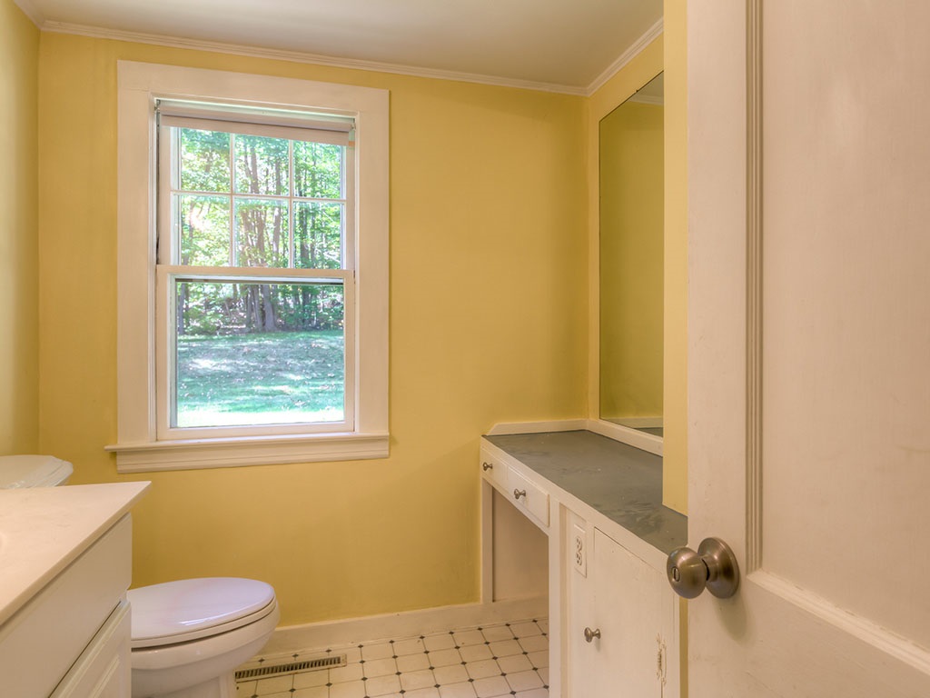 167 Perham Corner Road Lyndeborough, NH 03082 - Photo 15 of 35 Gallery Image 15