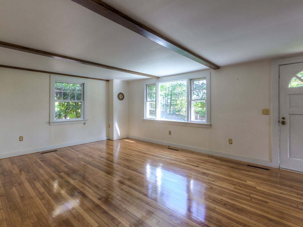 167 Perham Corner Road Lyndeborough, NH 03082 - Photo 8 of 35 Gallery Image 8
