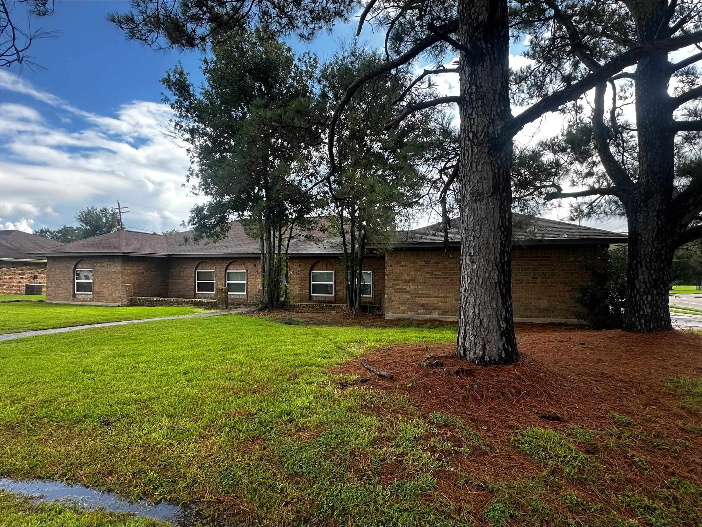 4495 Beale Street Beaumont, TX 77705 - Photo 1 of 19