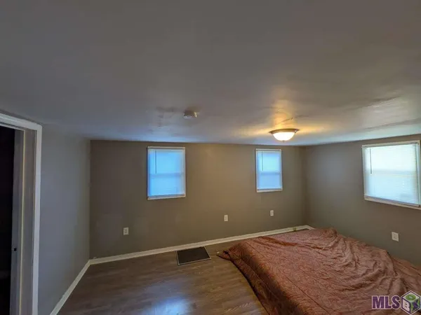 $1,350 | 5966 Clayton Drive, Baton Rouge, LA 70805