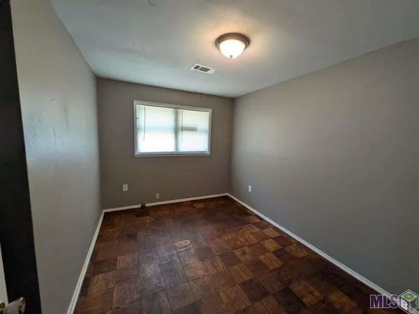 $1,350 | 5966 Clayton Drive, Baton Rouge, LA 70805