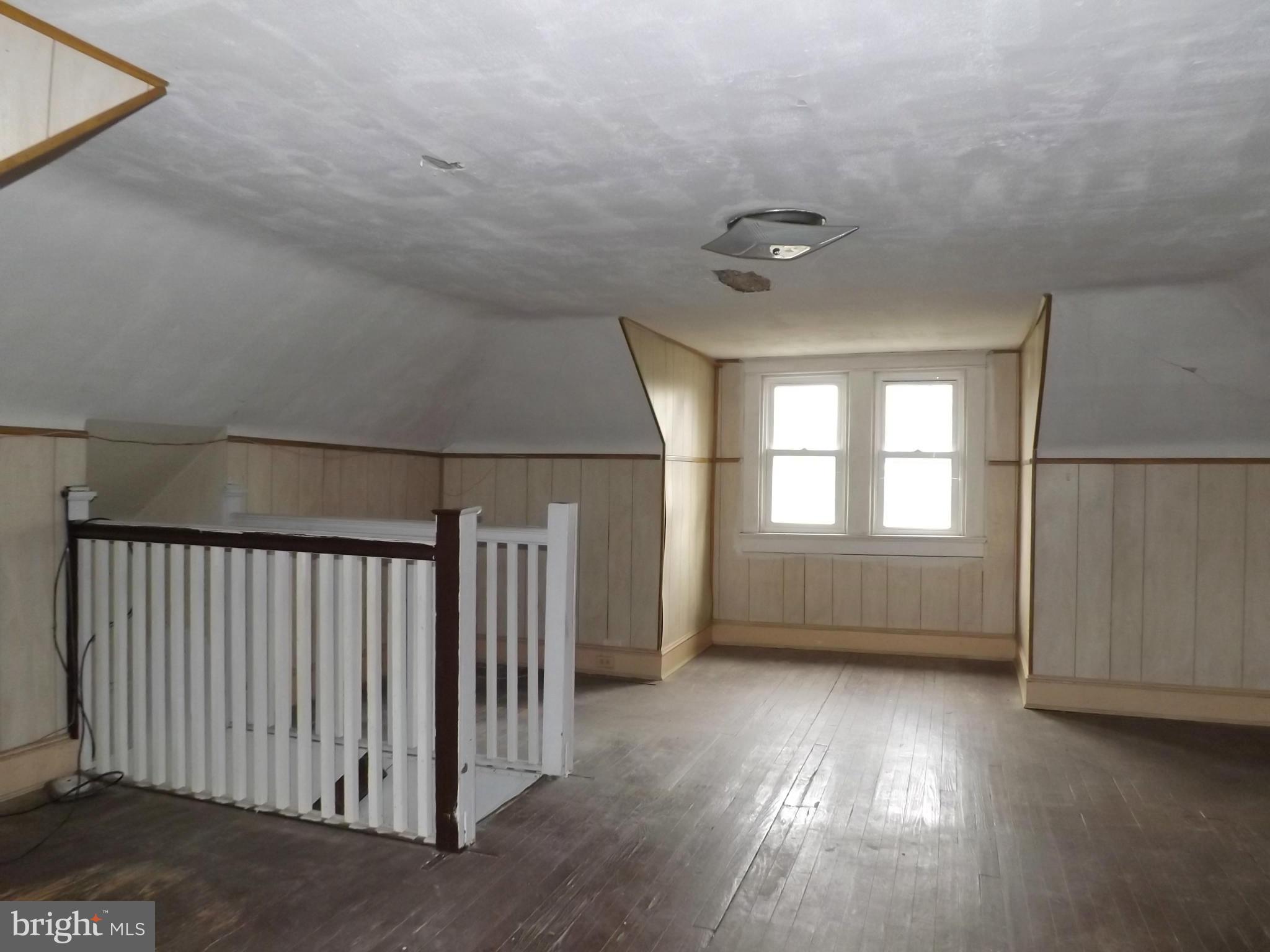 3304 Rueckert Avenue Baltimore, MD 21214 - Photo 15 of 17 Family Room