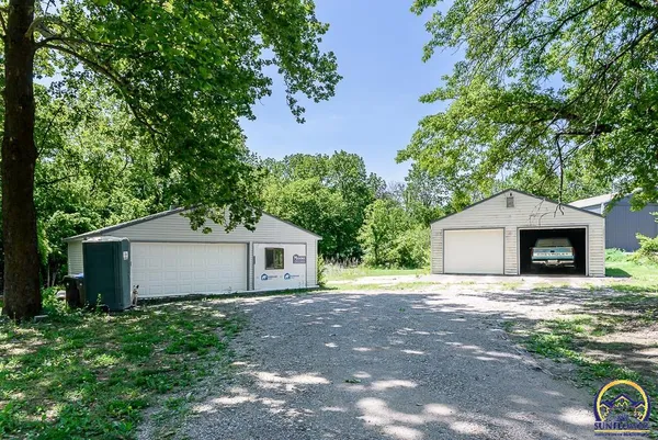 $189,950 | 6227 Southwest 61st Street, Auburn, KS 66402