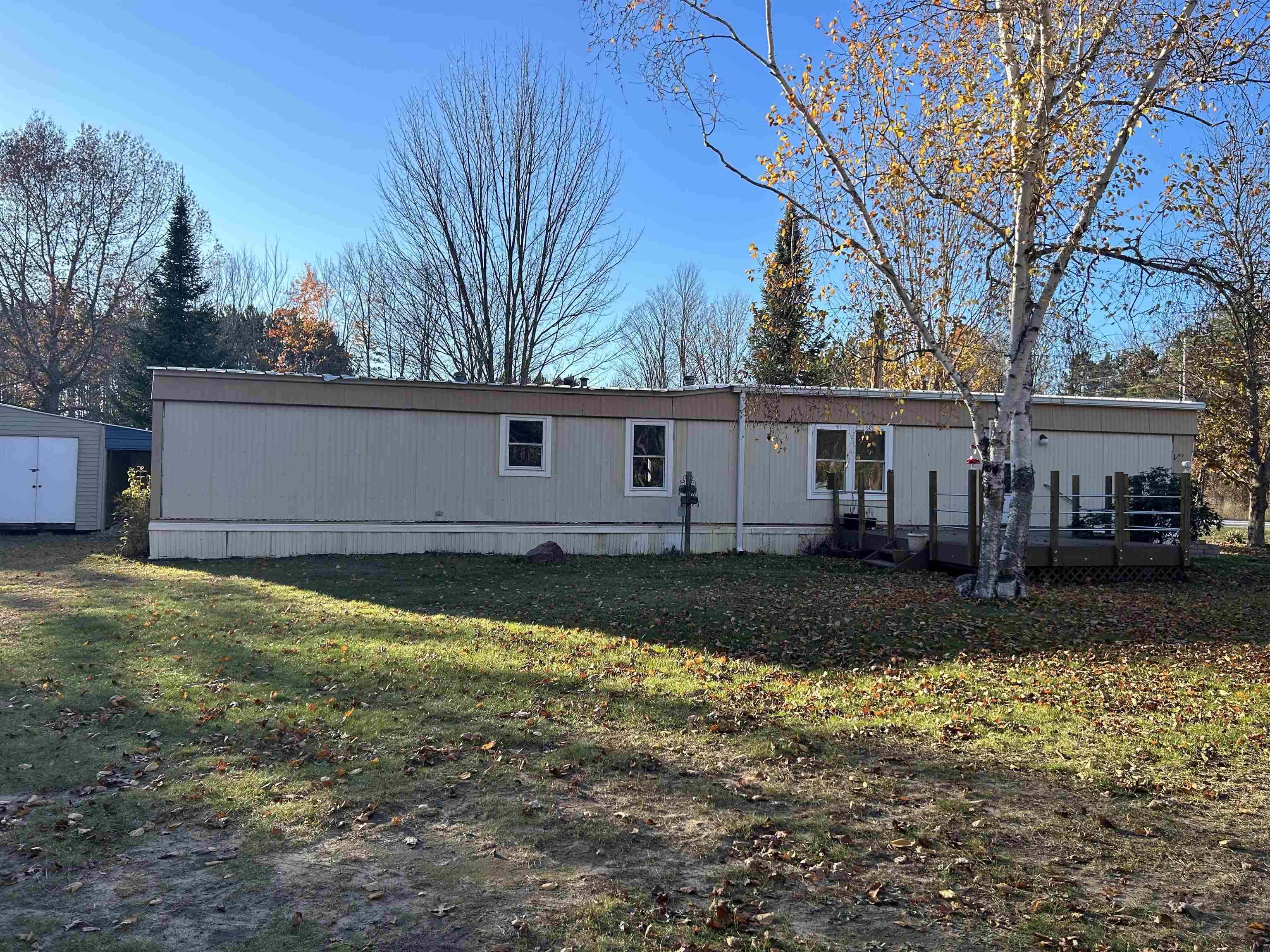 857 Thomas Road South Boardman, MI 49680 - Photo 3 of 24 1940331-a85b87fd-41b4-4ce4-8734-f79ad24428dd.JPG