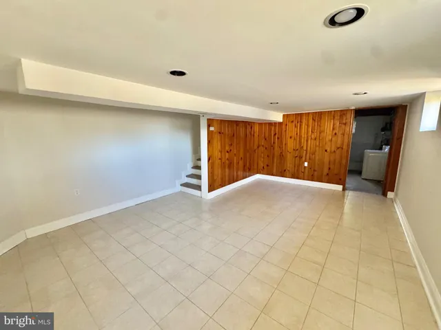 $2,700 | 3927 Vermont Avenue, Alexandria, VA 22304