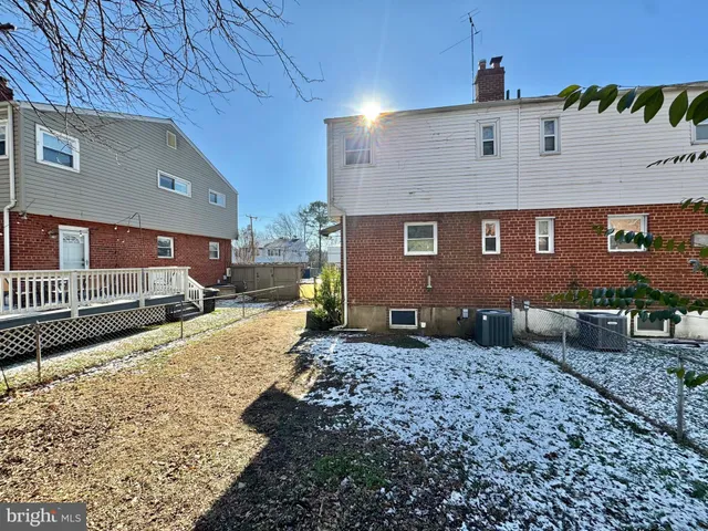 $2,700 | 3927 Vermont Avenue, Alexandria, VA 22304