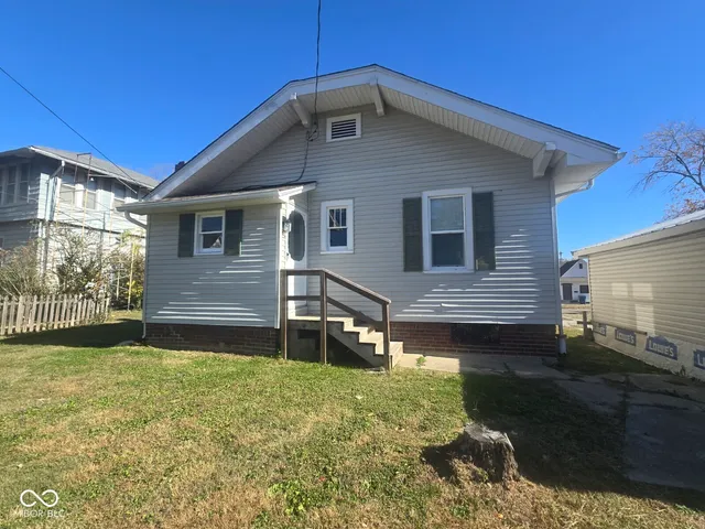$128,900 | 324 South State Street, Sullivan, IN 47882