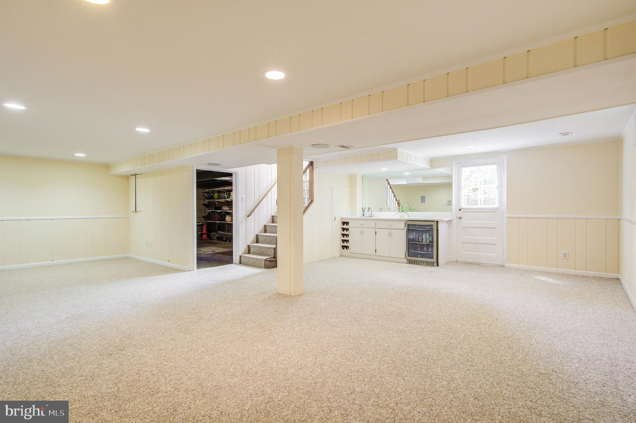 5814 Walton Road Bethesda, MD 20817 - Photo 21 of 29 rec room with wet bar