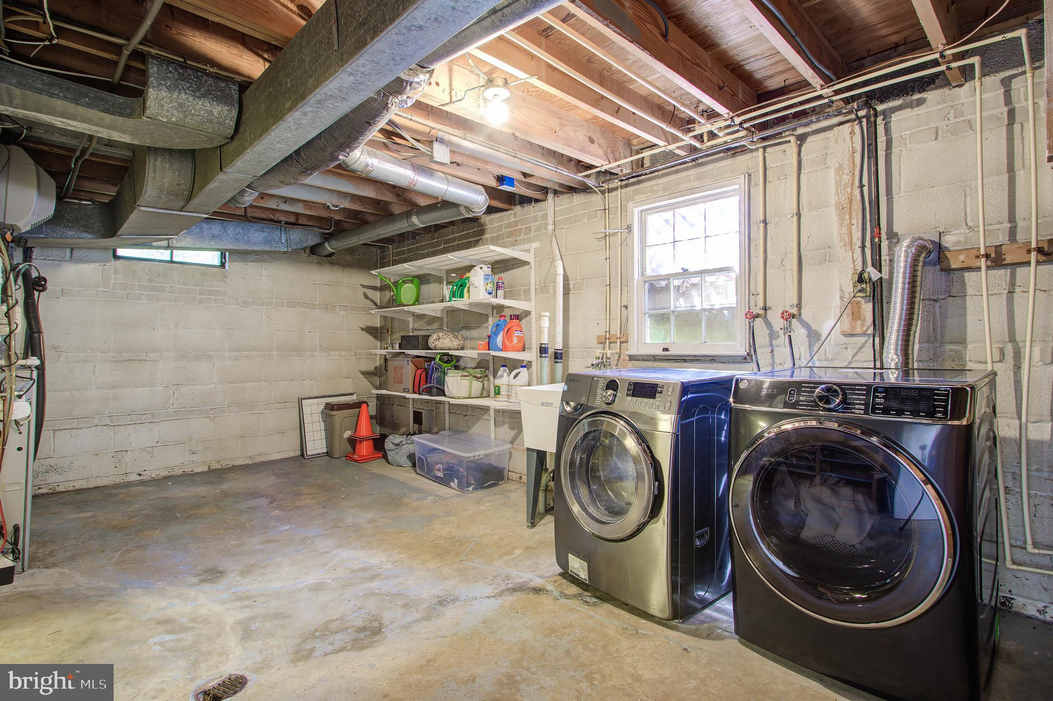 5814 Walton Road Bethesda, MD 20817 - Photo 23 of 29 laundry/utility/storage