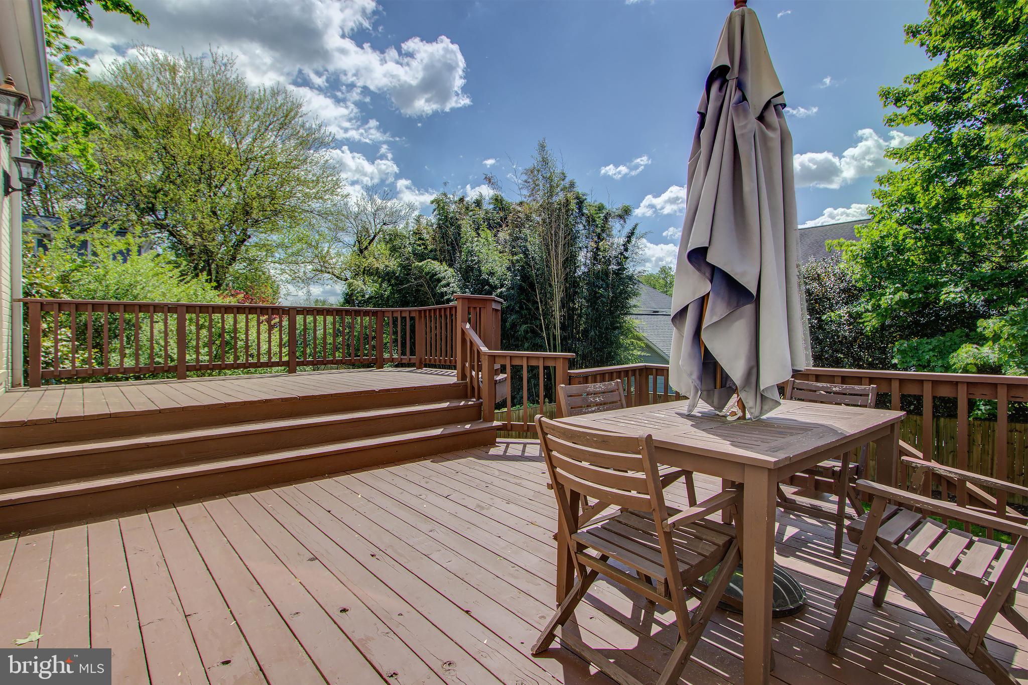 5814 Walton Road Bethesda, MD 20817 - Photo 24 of 29 2 level deck