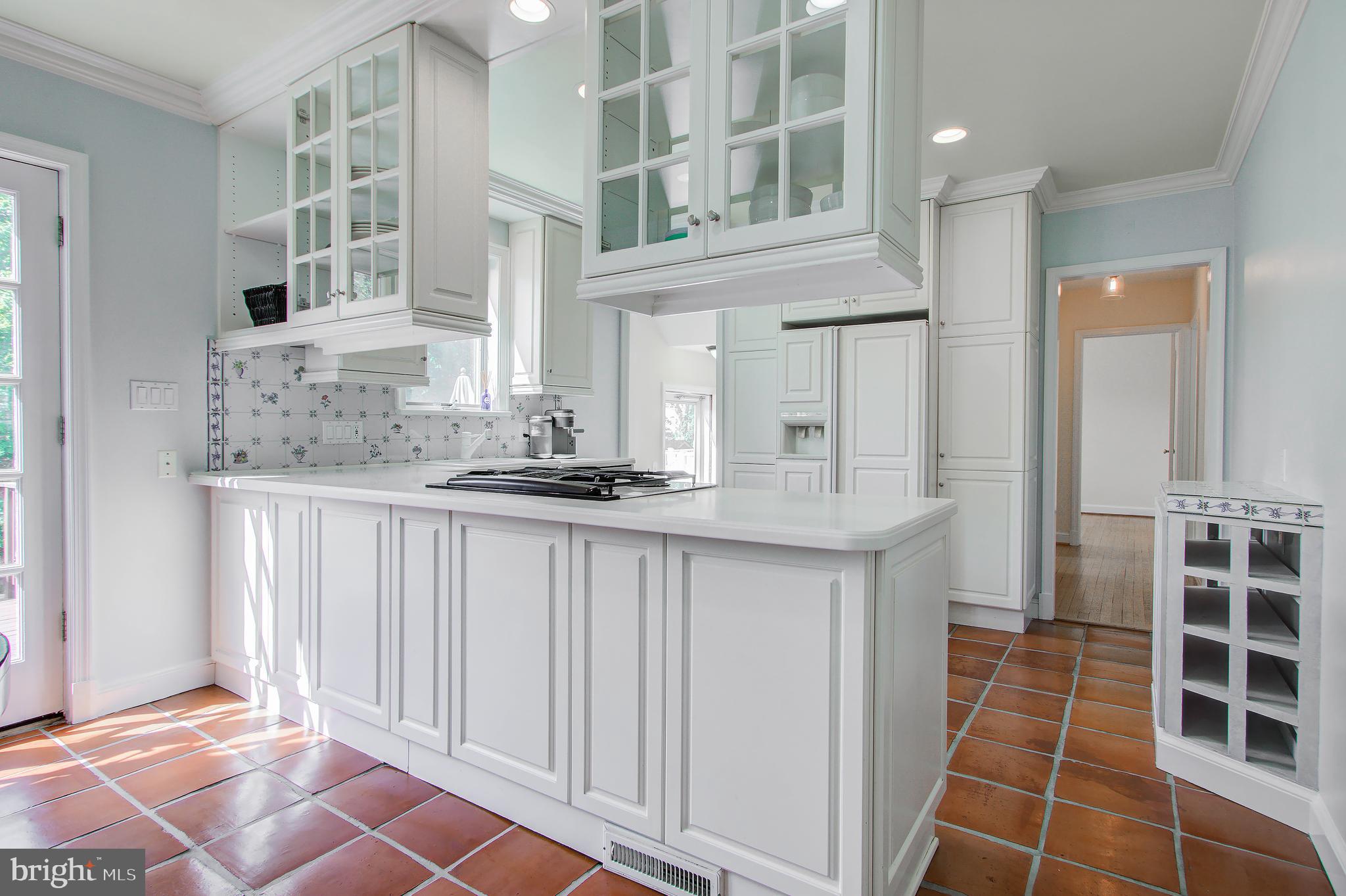 5814 Walton Road Bethesda, MD 20817 - Photo 6 of 29 kitchen