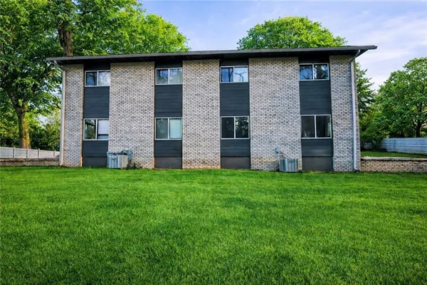 $1,800 | 1277 Goodwin Road Northeast, Unit 1275, Atlanta, GA 30324