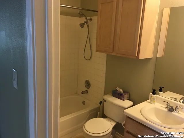 $1,095 | 7707 Crown Gate Drive, San Antonio, TX 78251