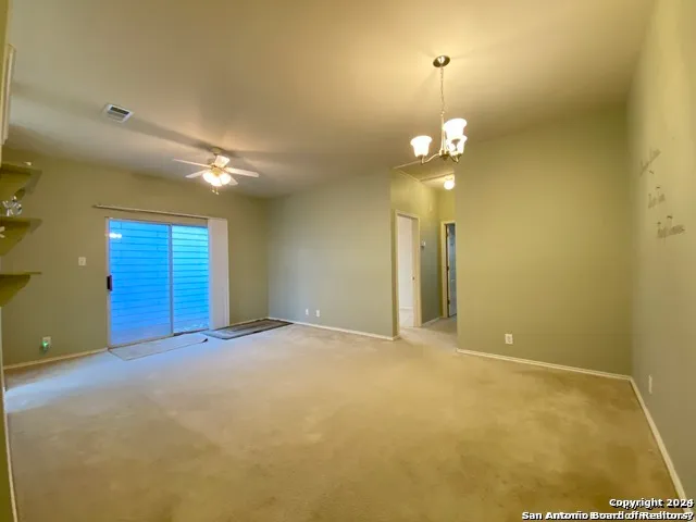 $1,095 | 7707 Crown Gate Drive, San Antonio, TX 78251