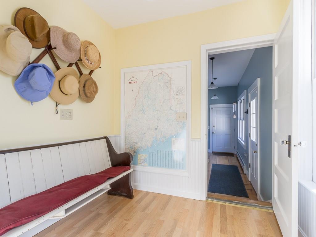 28 The King's Highway Road Newcastle, ME 04553 - Photo 29 of 35 Mudroom; Note Old Pew and Built-in...