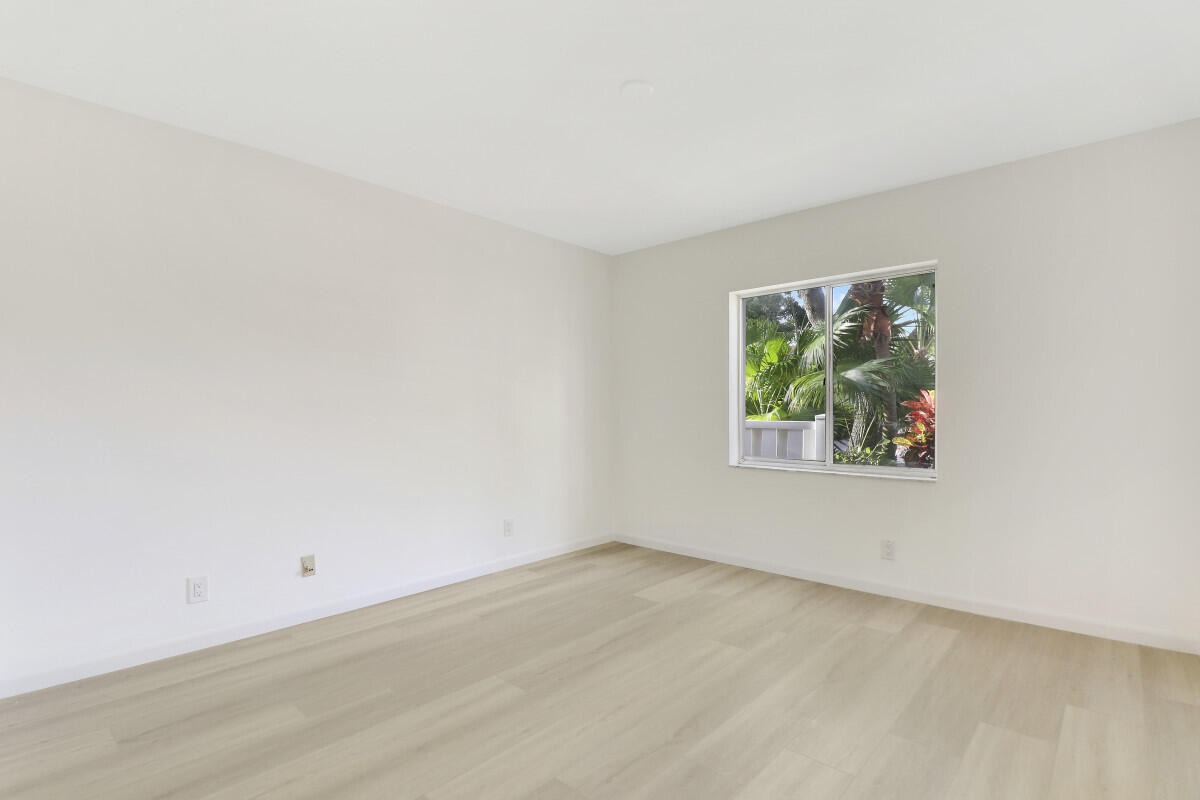 8273 Springtree Road Boca Raton, FL 33496 - Photo 16 of 31 House-31jpg