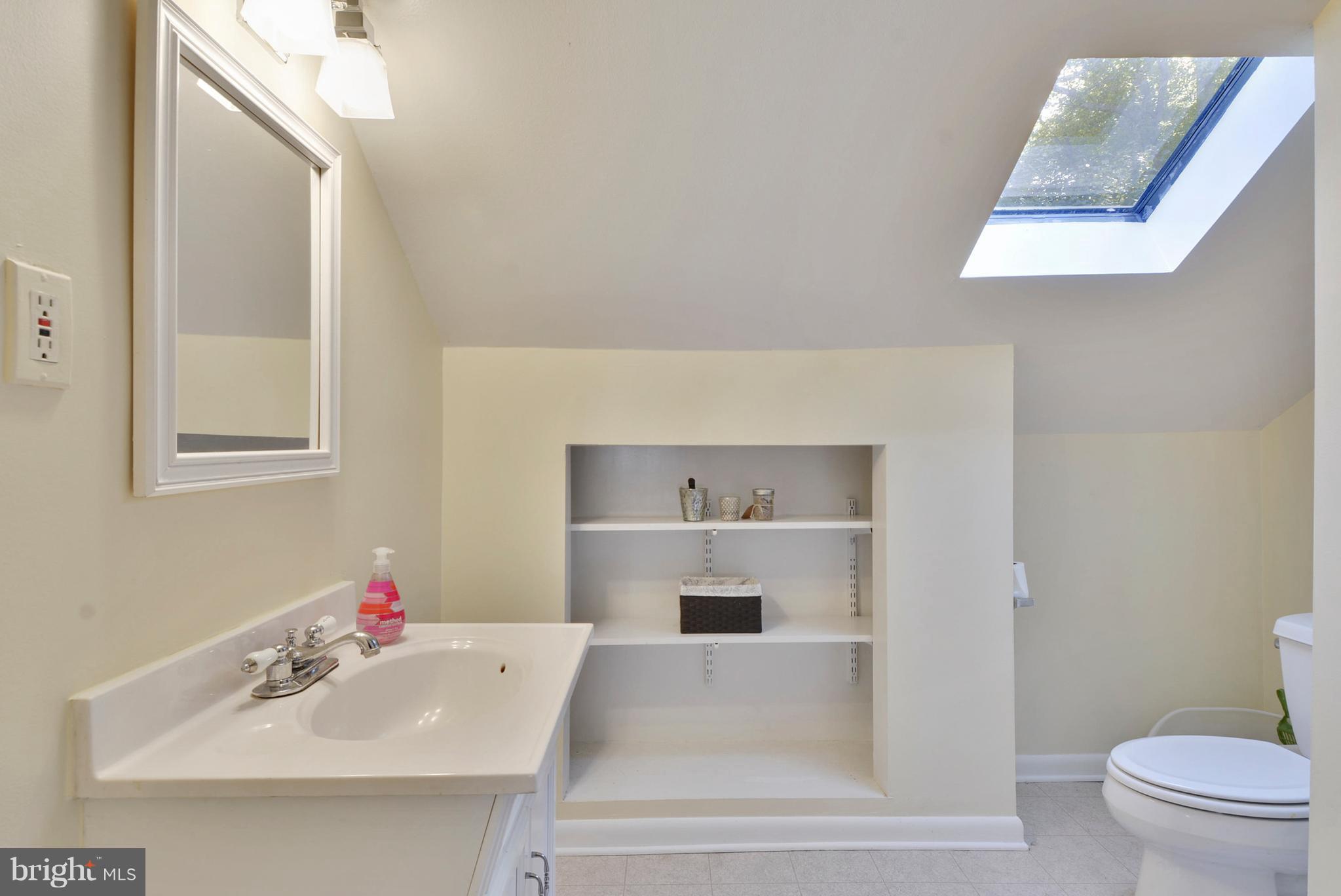 739 Anneslie Road Baltimore, MD 21212 - Photo 15 of 17 Bath