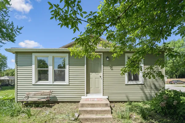 $135,000 | 201 5th Street, Colona, IL 61241