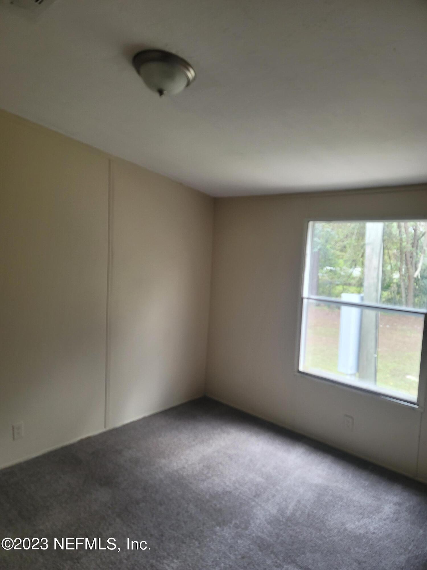 10029 Hogan Street Jacksonville, FL 32218 - Photo 14 of 38 20230217_141124