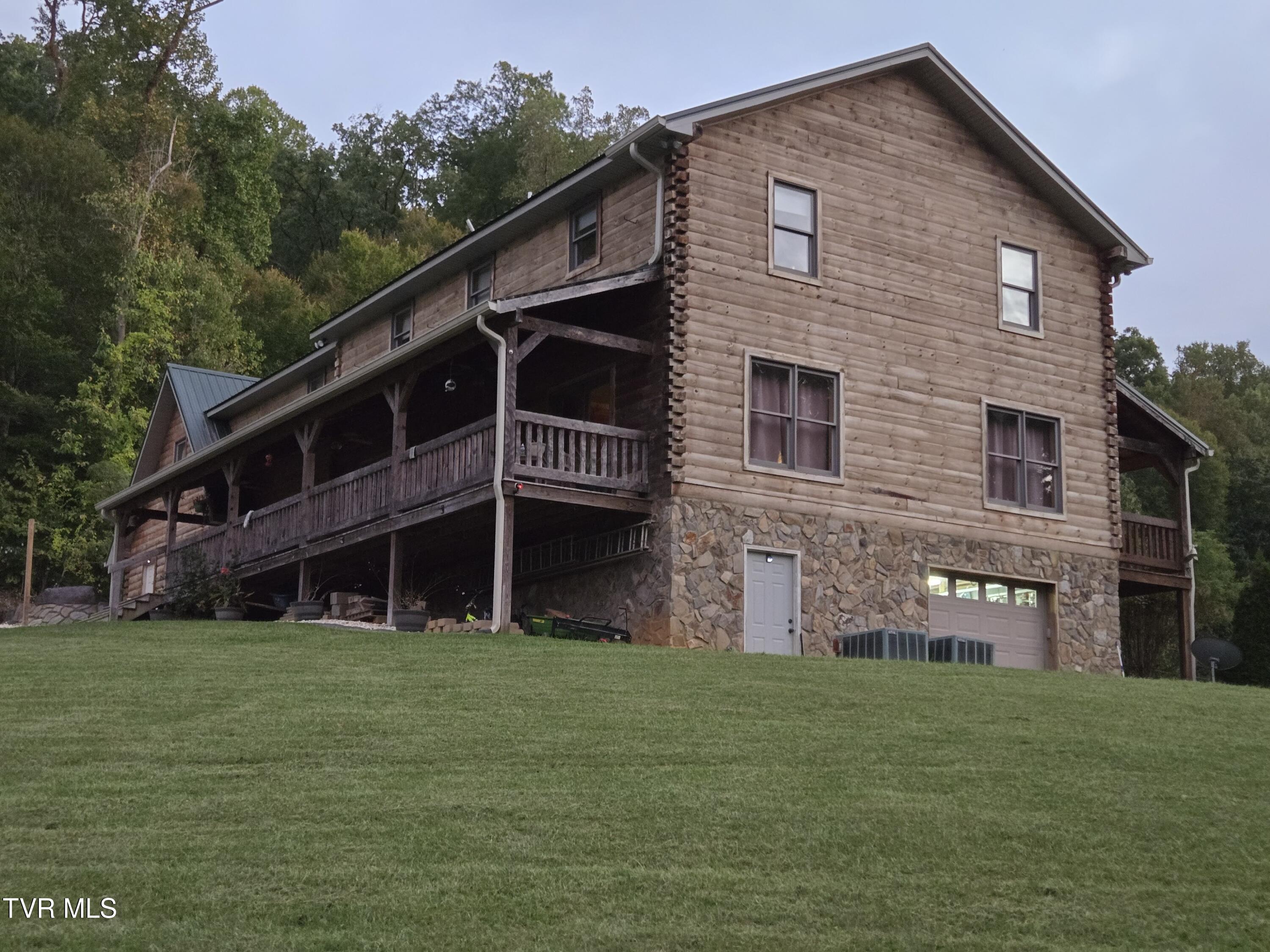 255 Bank Drive Fall Branch, TN 37656 - Photo 2 of 51 IMG_0218