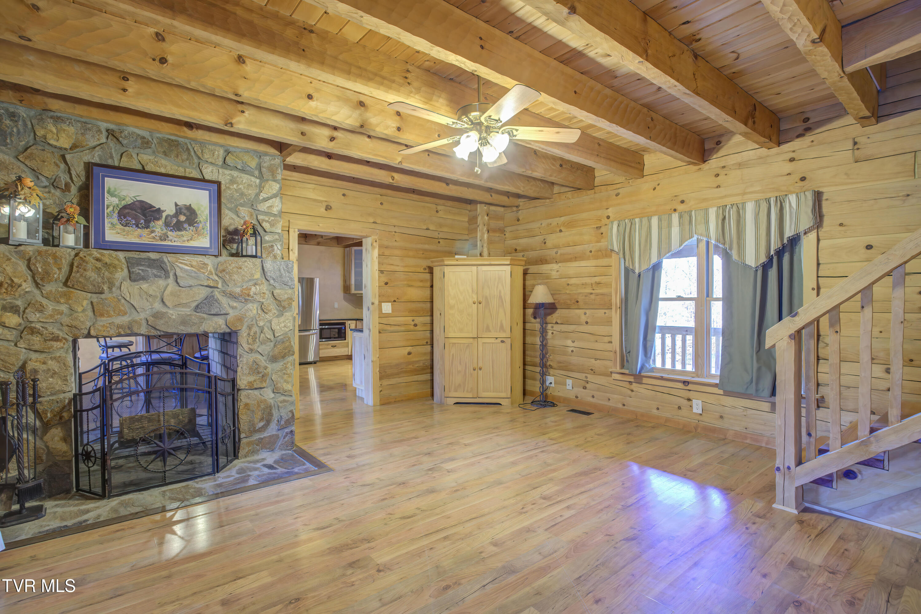 255 Bank Drive Fall Branch, TN 37656 - Photo 25 of 51 255 Bank Drive (17)