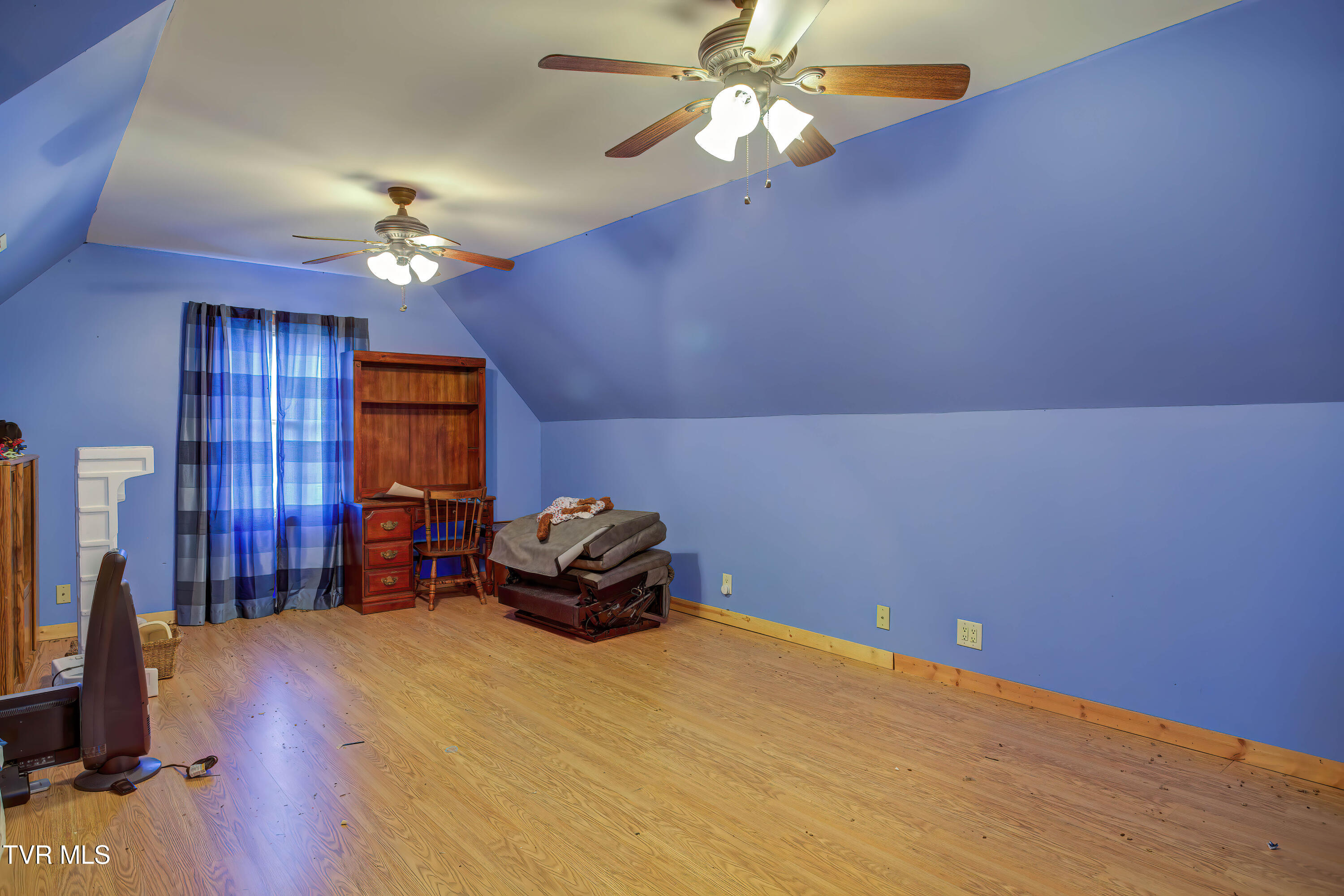 255 Bank Drive Fall Branch, TN 37656 - Photo 36 of 51 Bank2-8