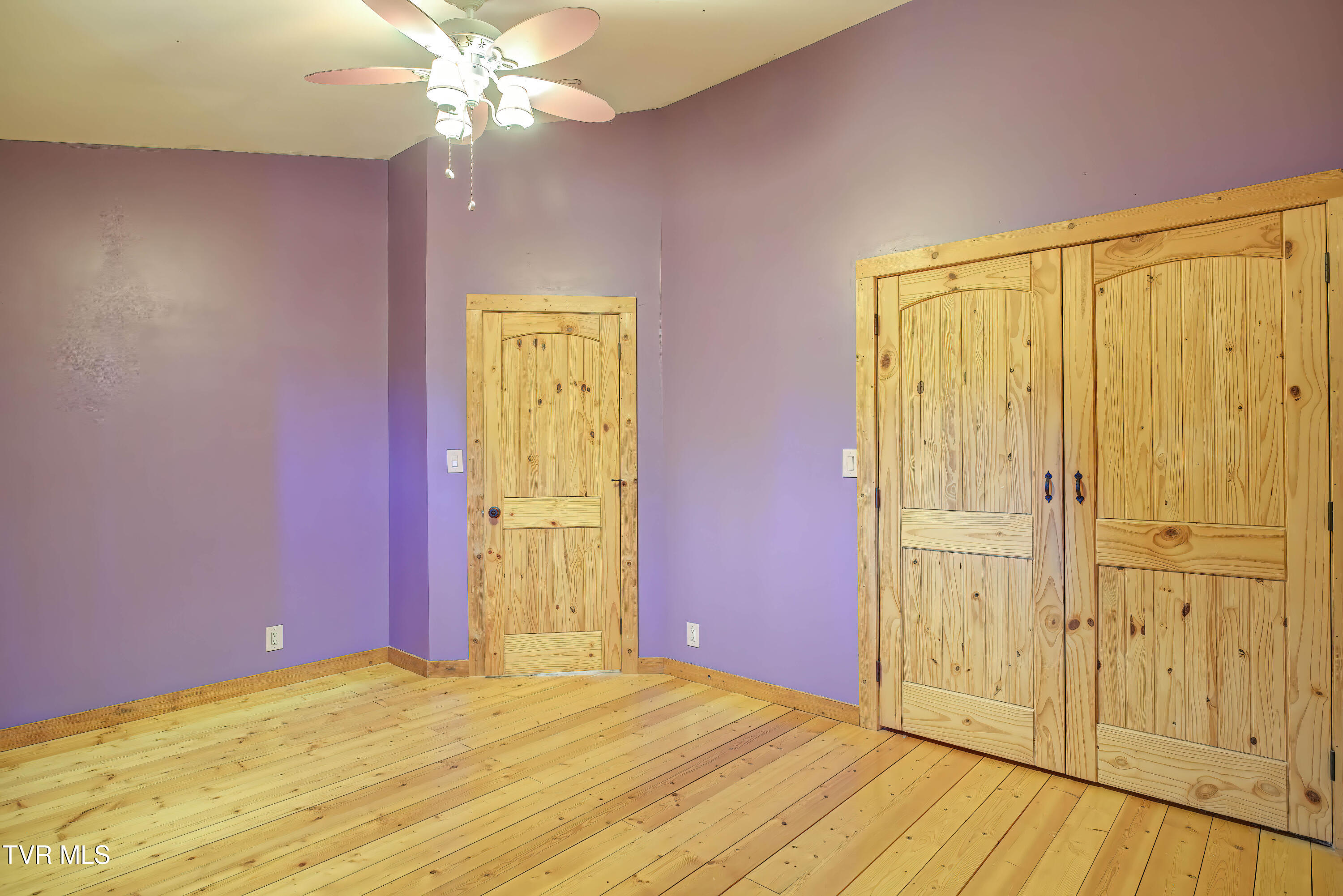 255 Bank Drive Fall Branch, TN 37656 - Photo 40 of 51 Bank2-36