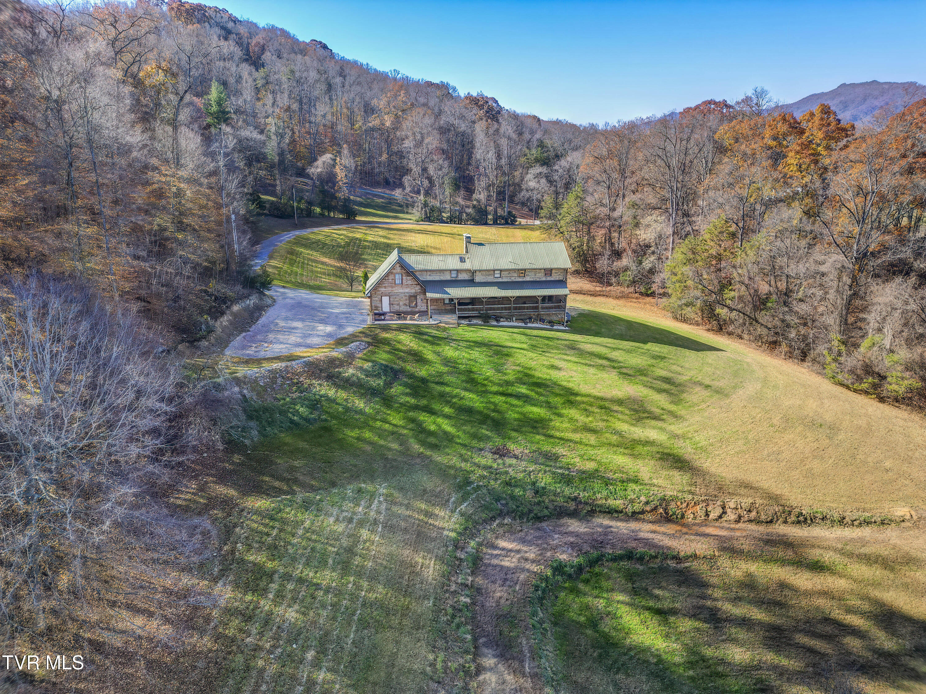 255 Bank Drive Fall Branch, TN 37656 - Photo 49 of 51 255 Bank Drive (8)