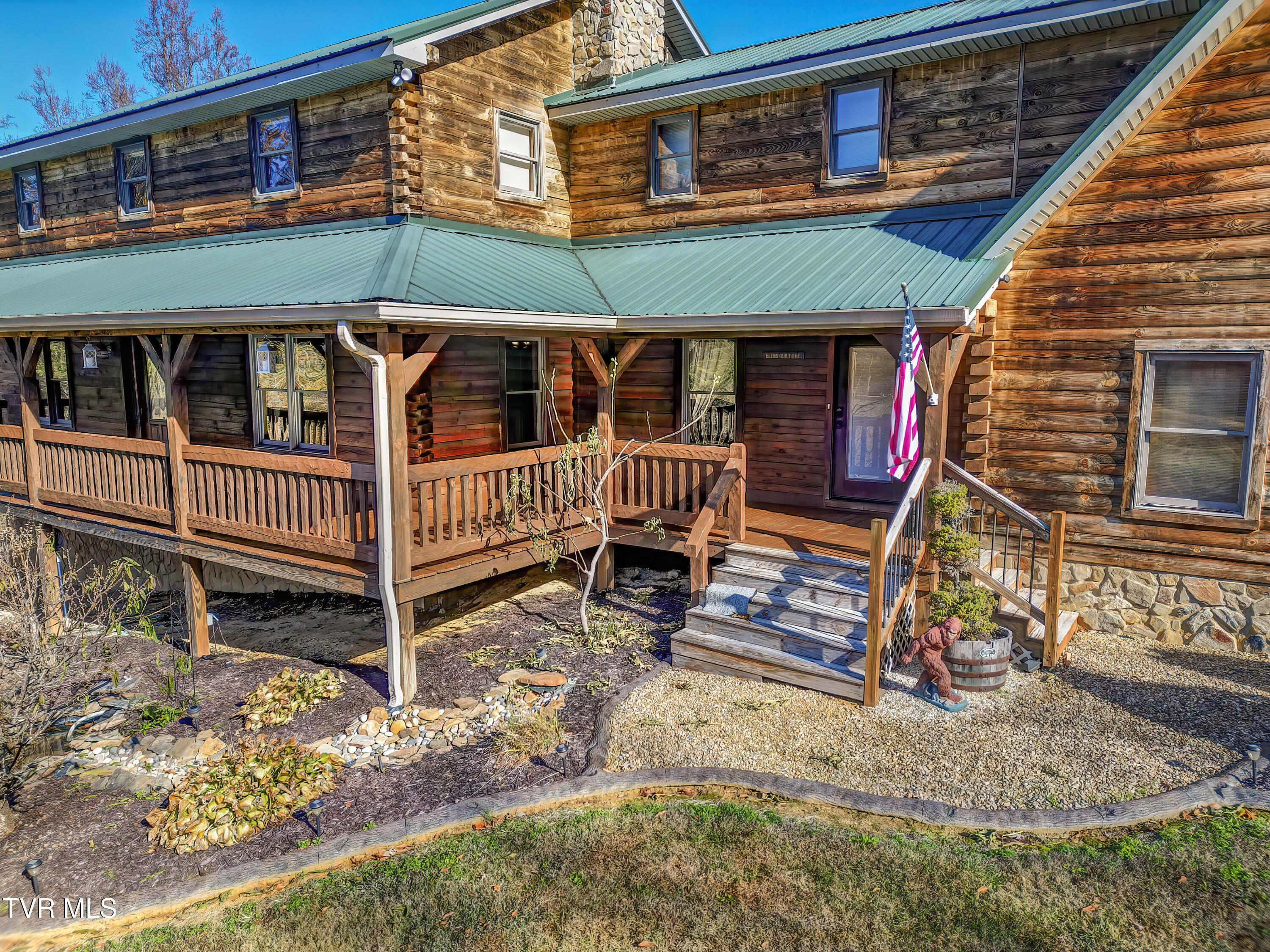 255 Bank Drive Fall Branch, TN 37656 - Photo 6 of 51 255 Bank Drive (2)