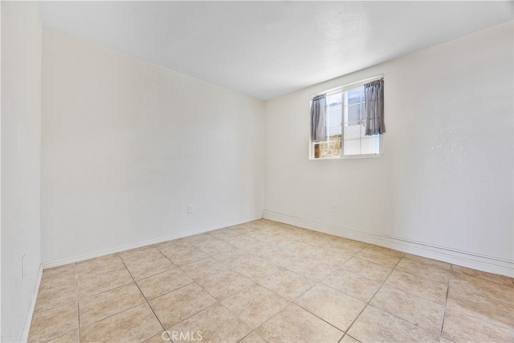 2409 West Corydon Street Compton, CA 90220 - Photo 20 of 45