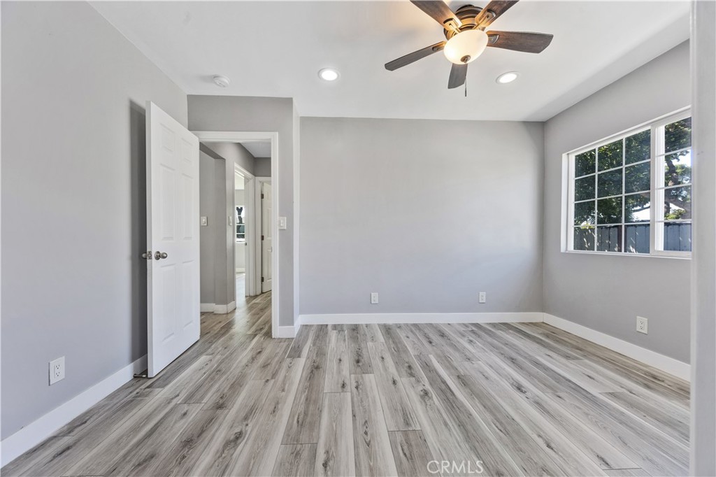 2409 West Corydon Street Compton, CA 90220 - Photo 37 of 45