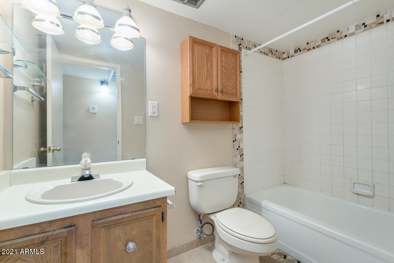7436 East Chaparral Road, Unit B205 Scottsdale, AZ 85250 - Photo 12 of 14 BATHROOM